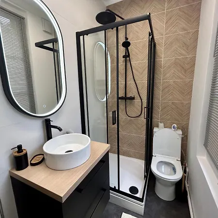 Le Saint-andre, Gare De