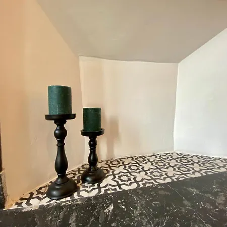 Le Saint-andre, Gare De Διαμέρισμα *